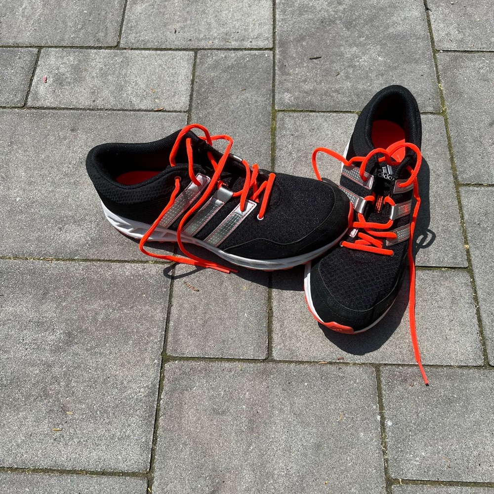 Adidas Falcon Elite Running Shoes size 10